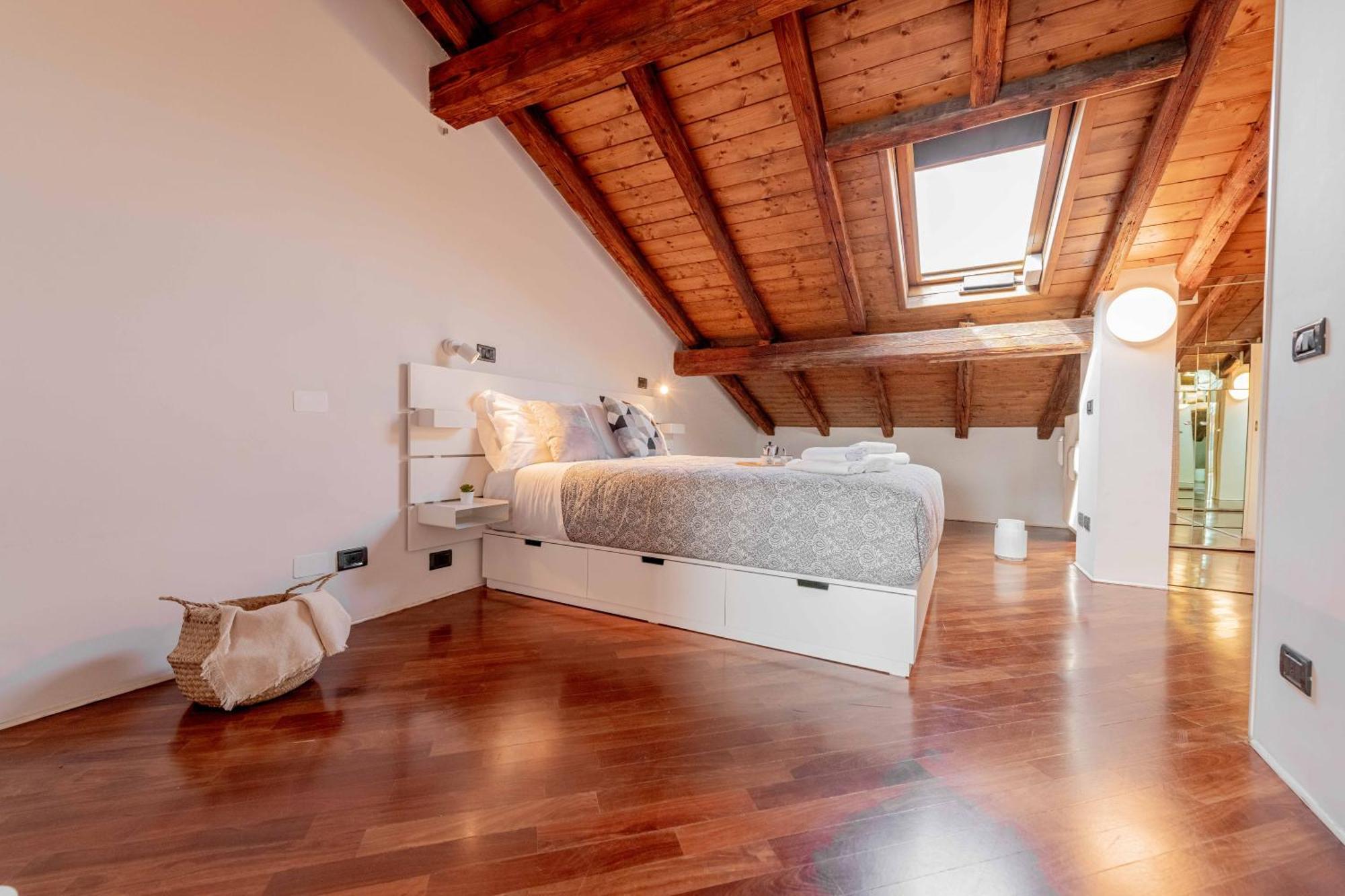 Realkasa Attico Indipendenza Daire Bolonya Dış mekan fotoğraf